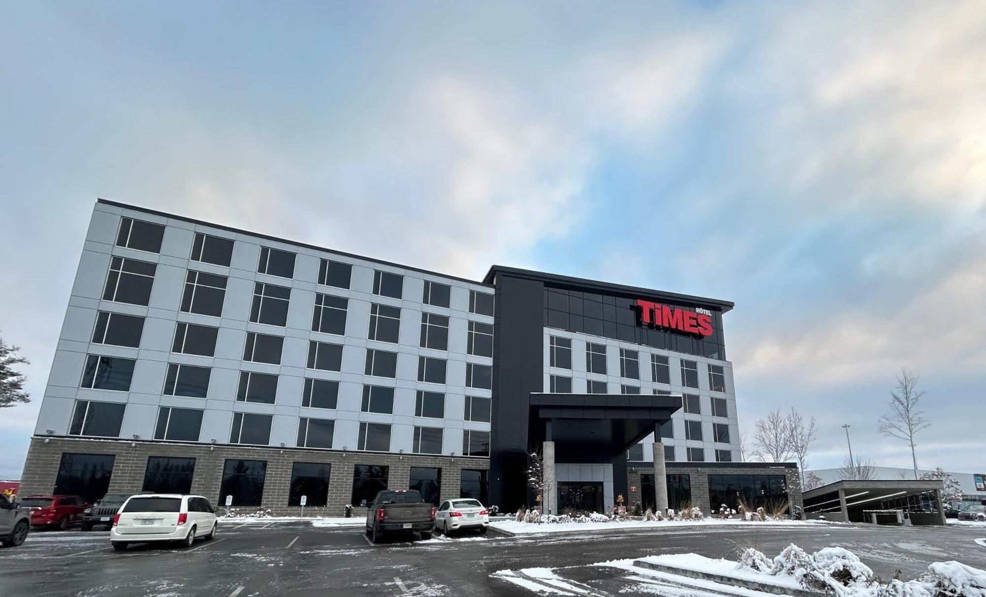 Grand Hotel Times Blainville-Mirabel Zewnętrze zdjęcie